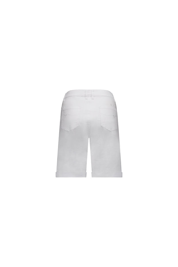 VASSALLI - White Denim Slim Leg Above Knee Short - 5775A