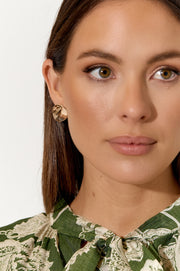ADORNE - Gold Moulded Metal Stud Earrings - AED3944GOLD