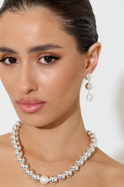 ADORNE - Pearl Centre Metal Ball Event Necklace - AND2530SILVCREA