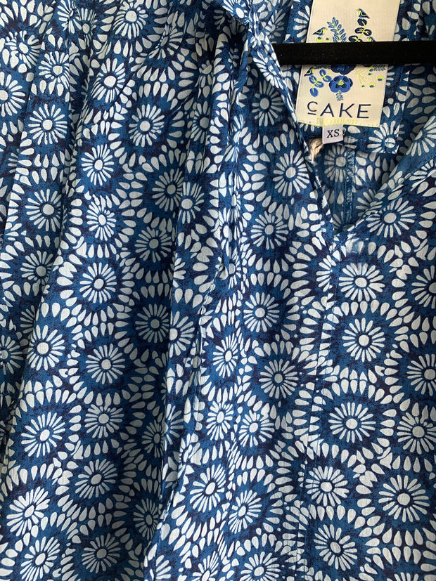 CAKE - Blue White Circle Tie Neck Blouse - 59024