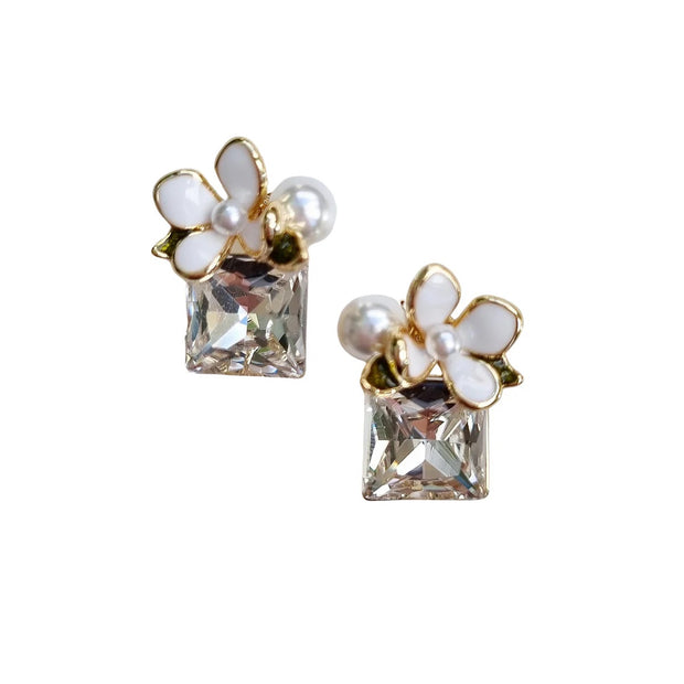 ZODA - Anika Gam Earrings White- G205321E117.90