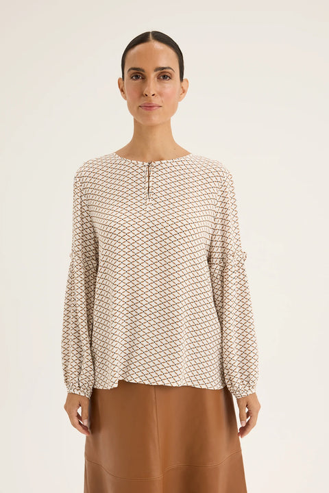YARRA TRAIL - Lava Print Top - YTWN4266