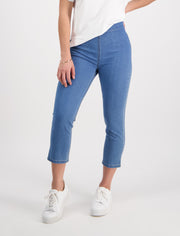 VASSALLI - Light Denim Skinny Leg 7/8 Length Contrast Stitch Denim Pull On - 271CS