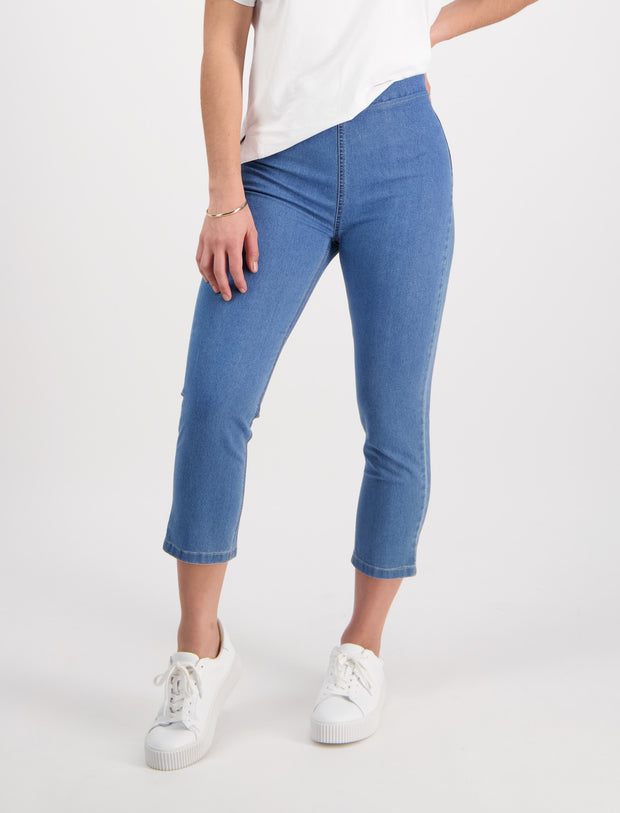 VASSALLI - Light Denim Skinny Leg 7/8 Length Contrast Stitch Denim Pull On - 271CS