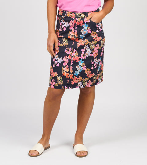 VASSALLI - Willa Printed Lightweight Skirt with Centre Back Vent - 372AV