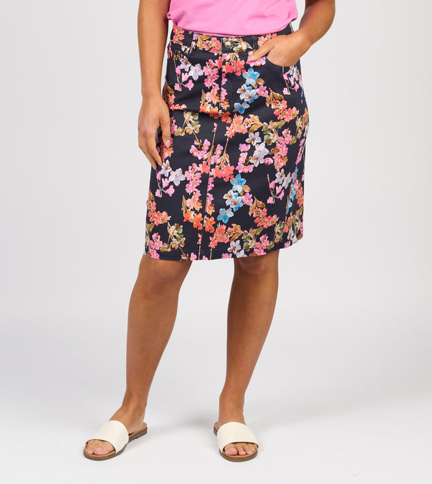 VASSALLI - Willa Printed Lightweight Skirt with Centre Back Vent - 372AV